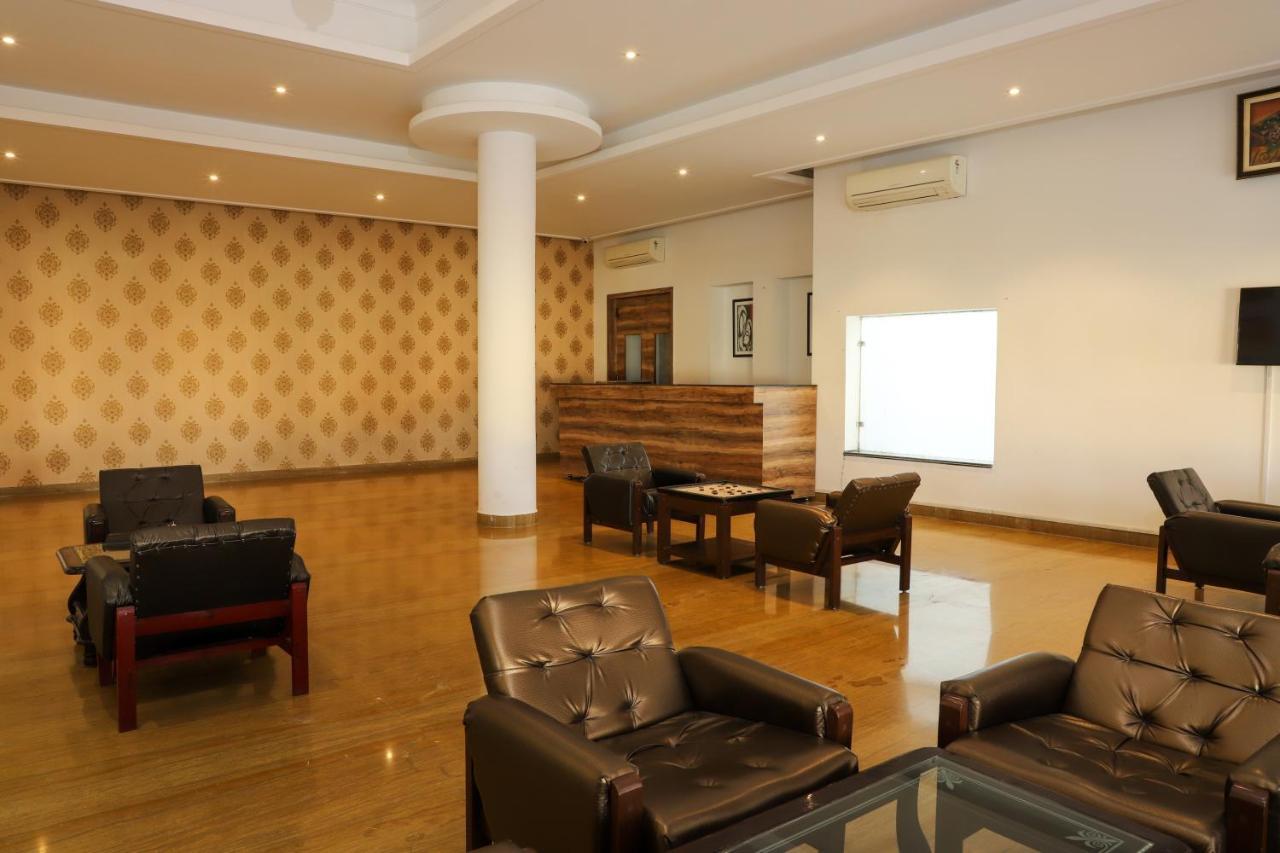 אודייפור Regenta Central Mewargarh, Near Biological Park מראה חיצוני תמונה