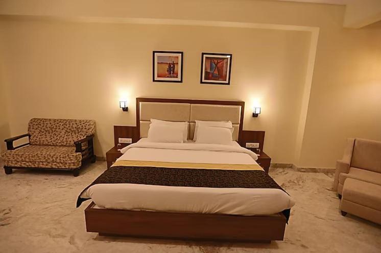 אודייפור Regenta Central Mewargarh, Near Biological Park מראה חיצוני תמונה